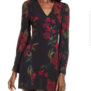 Leith V-Neck Floral Print Minidress
SZ S NWT
